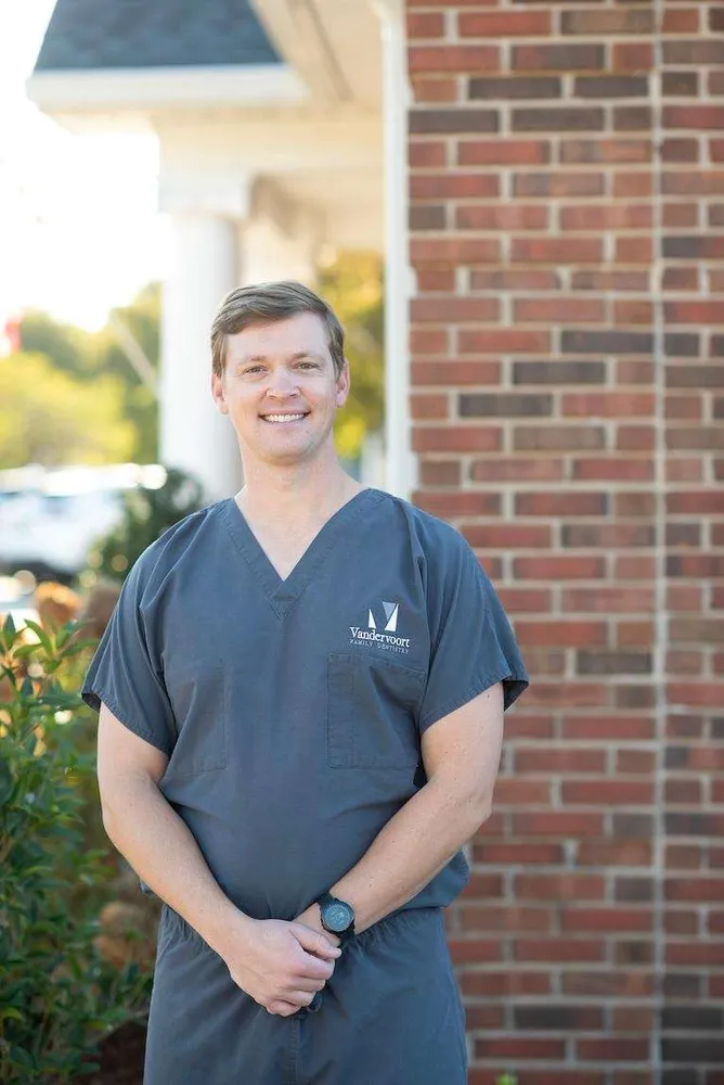 Dr. Will Vandervoort