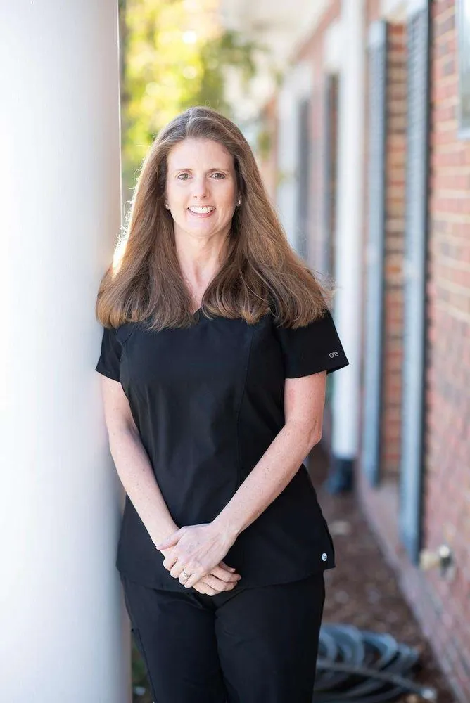 Michelle Cunningham, Office Manager